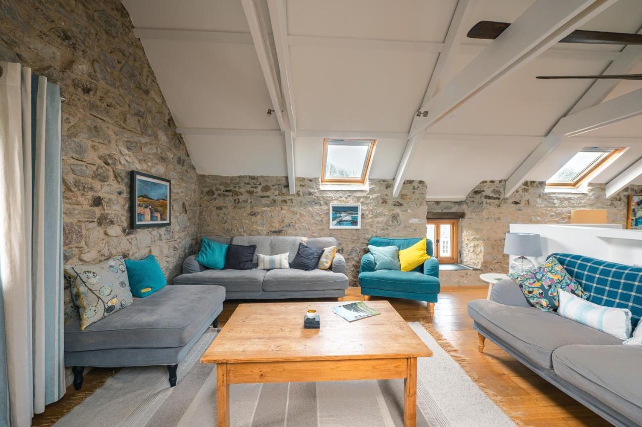 Stunning Converted Granary In Heart Of * Saint David's