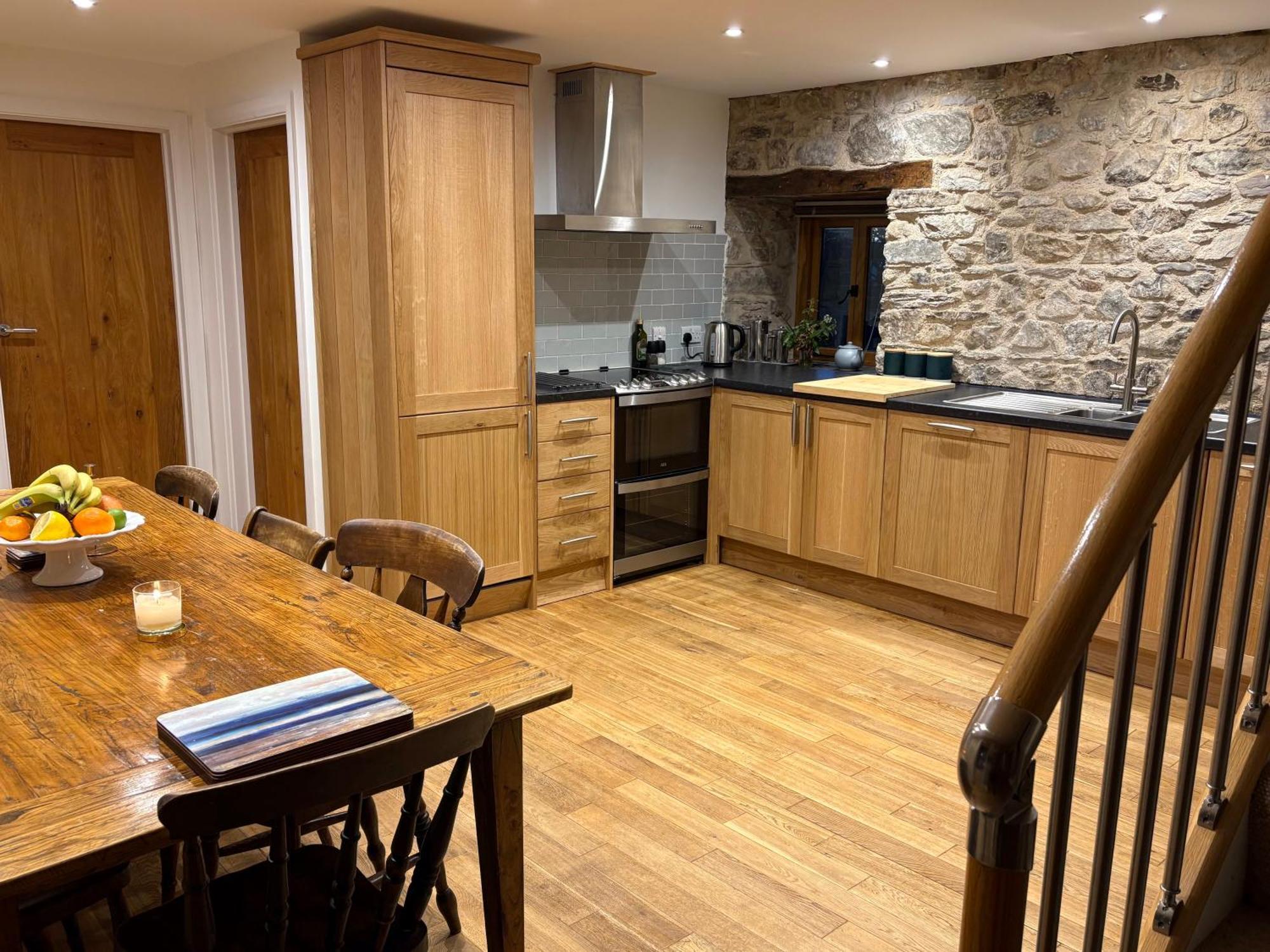 Stunning Converted Granary In Heart Of Appartement